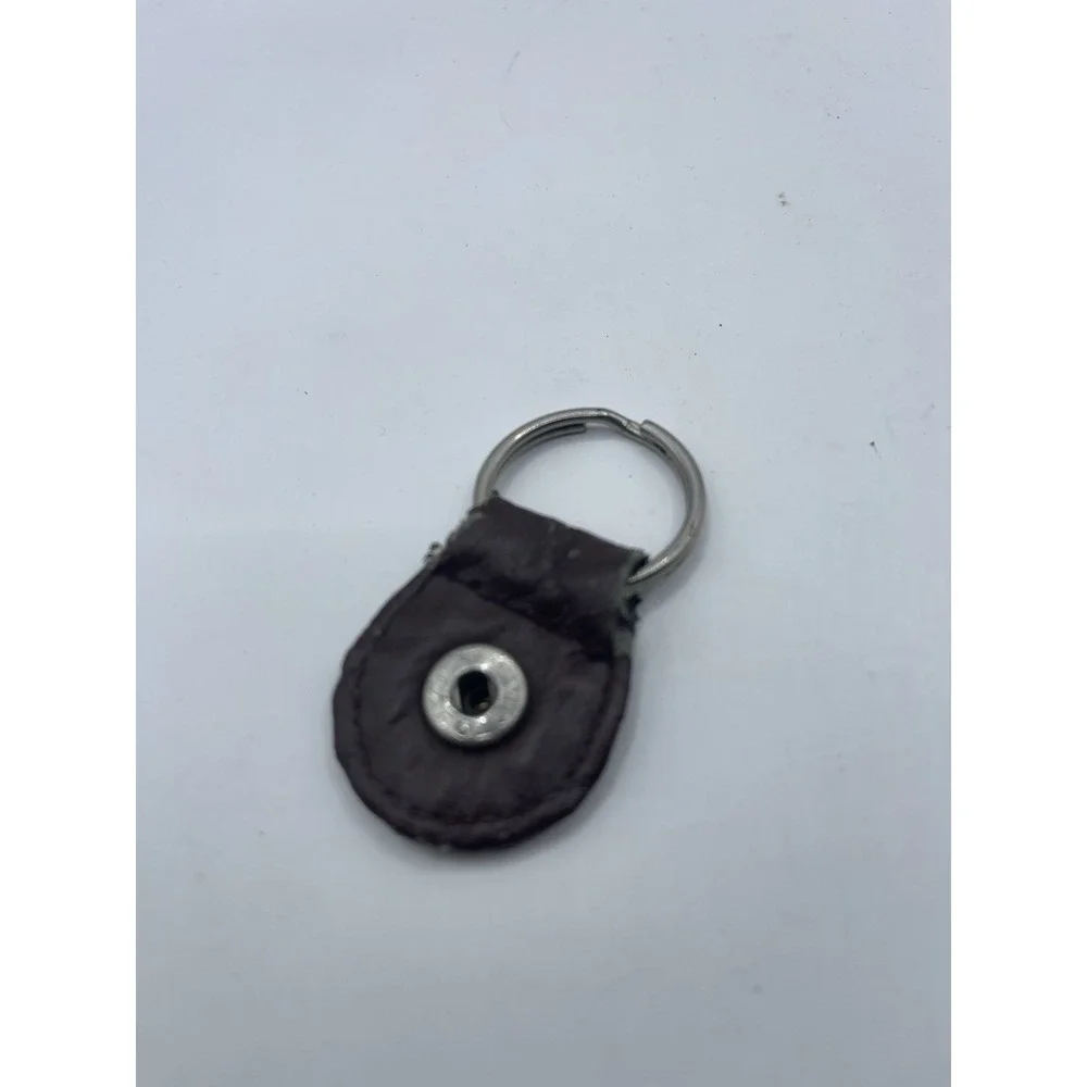 Vintage Brown Leather Button Keychain‎